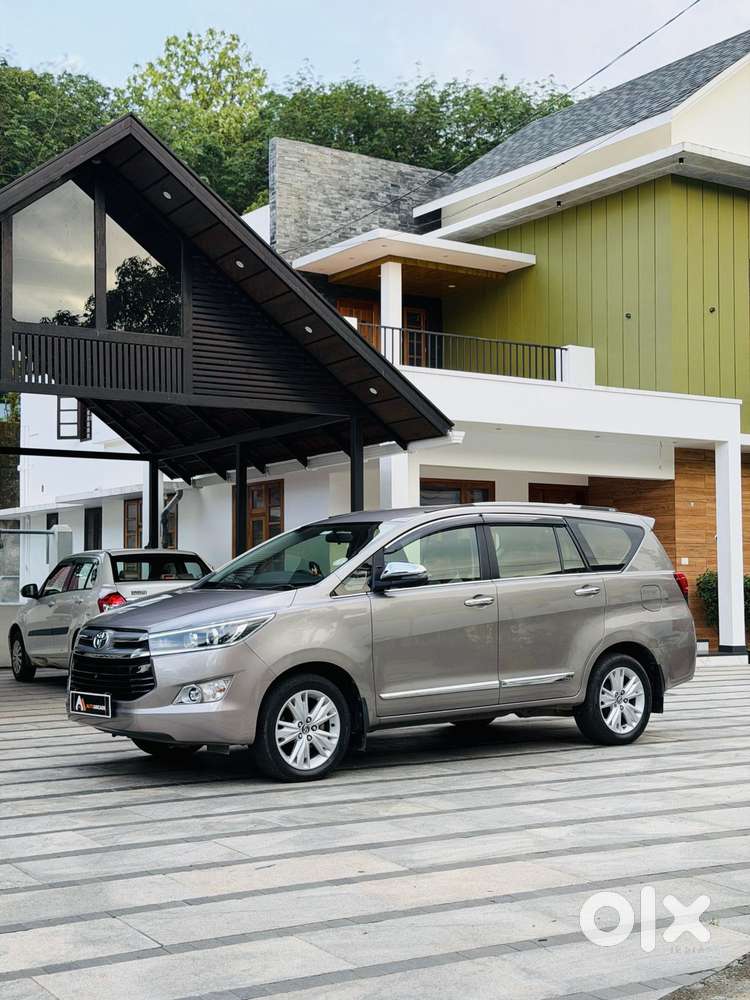 Toyota Innova Crysta 2.8z Automatic, 2018, Diesel