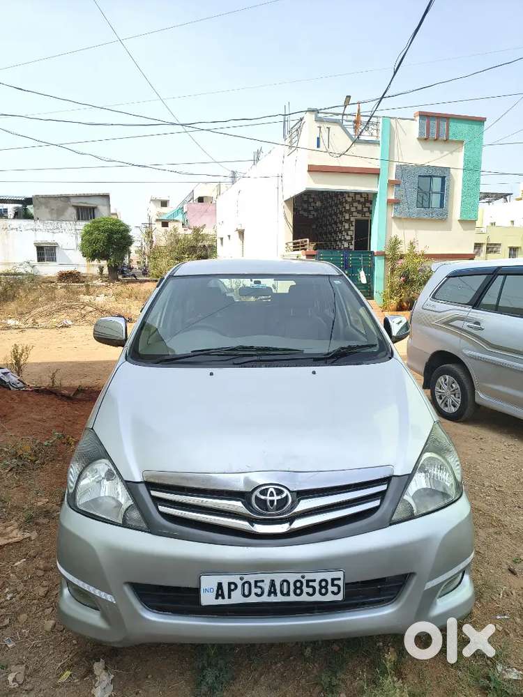 Toyota Innova 2007 Diesel 280000 Km Driven