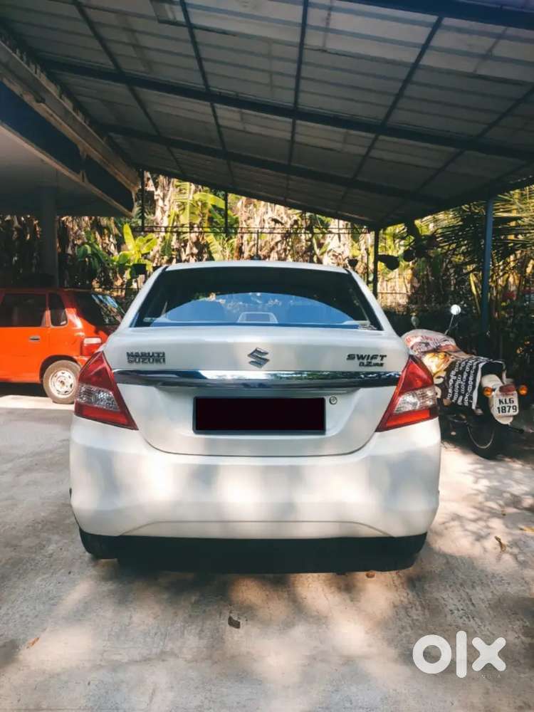 Power Steering,power Window(front),central Locking,dual Airbag