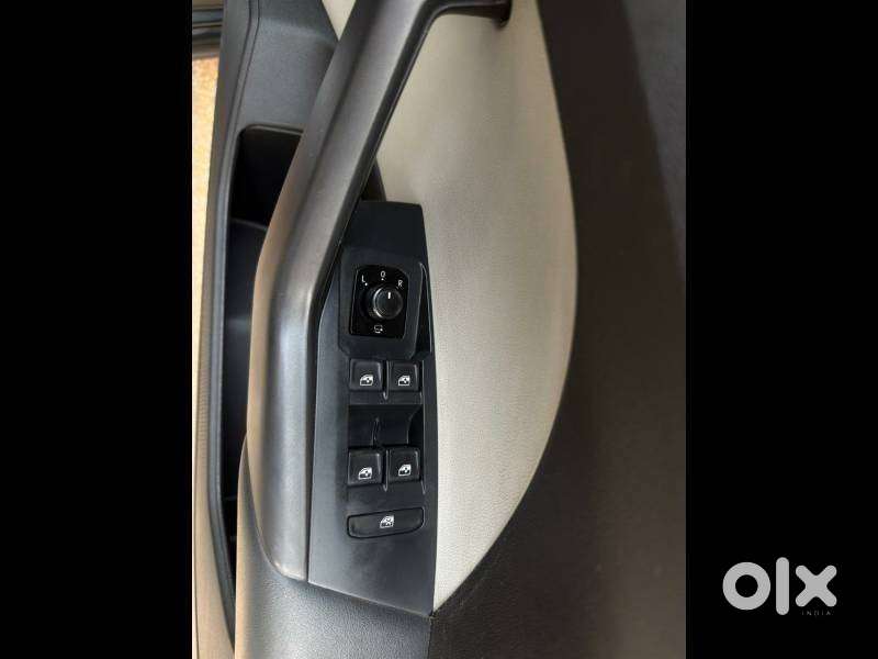 Skoda Kushaq 1.0 Tsi Style At, 2021, Petrol