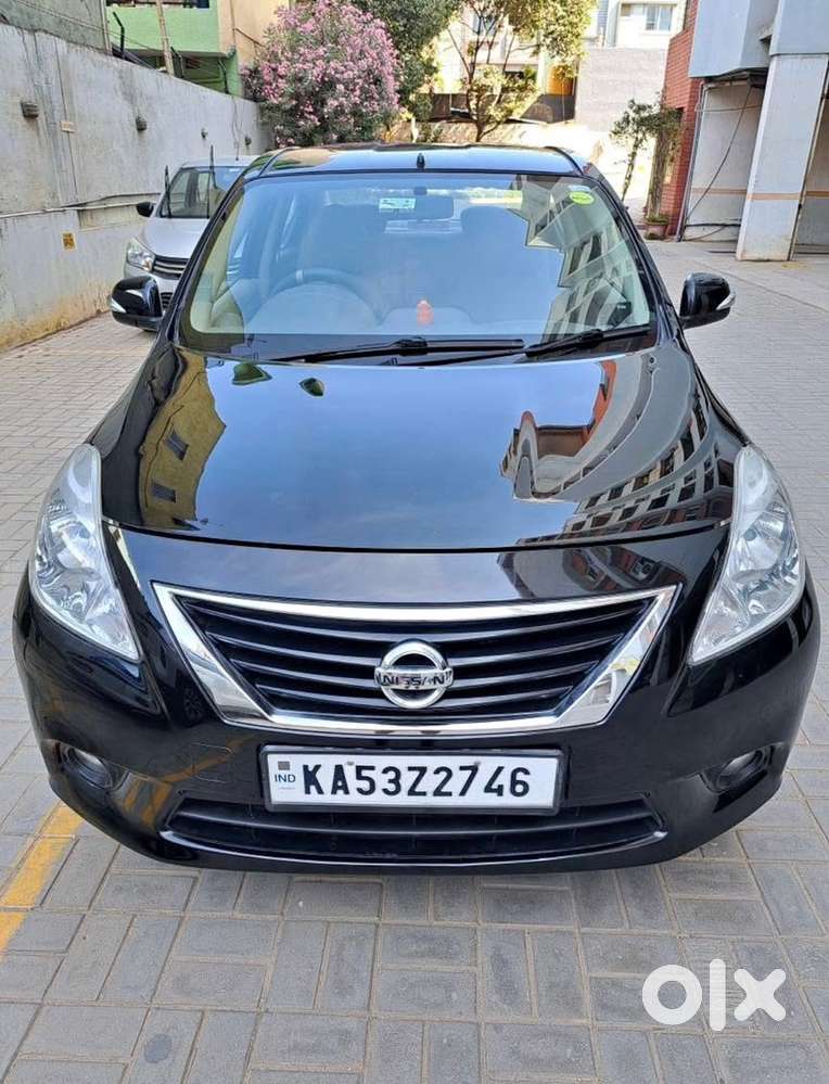 Nissan Sunny Petrol 2011