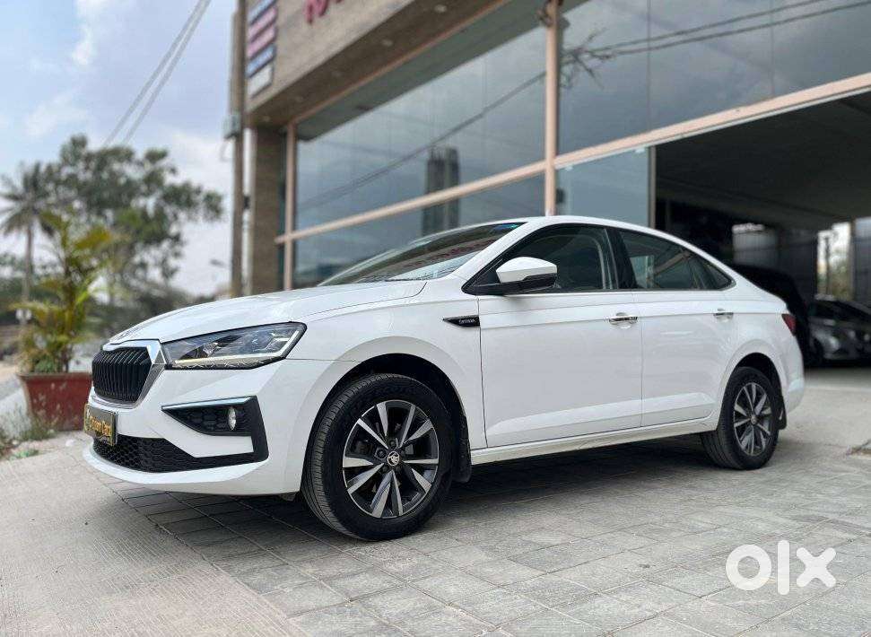 Skoda Slavia 1.0 Tsi Style, 2024, Petrol
