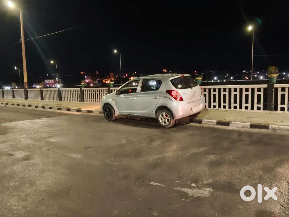 Hyundai 120 In Brand New Condition