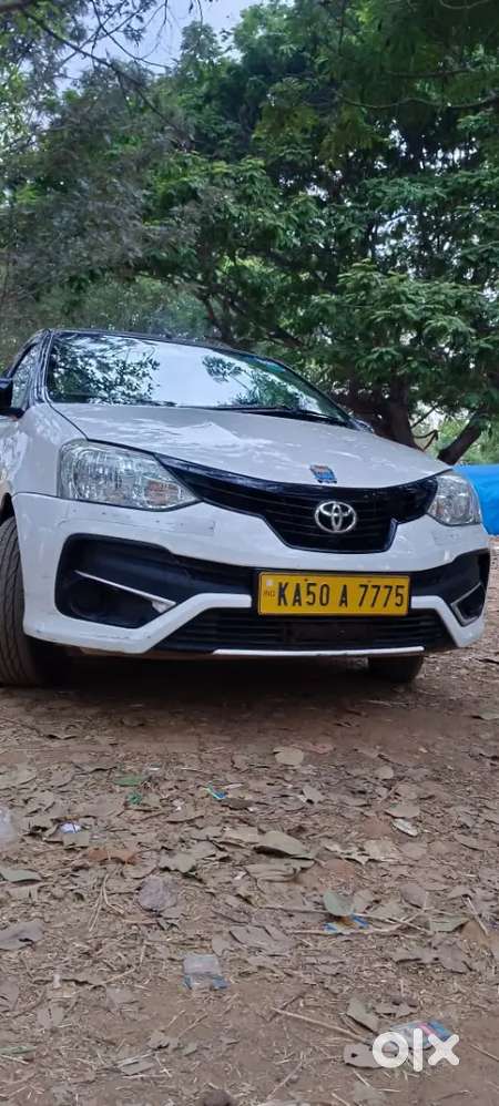 Toyota Etios Liva 2018 Petrol 146000 Km Driven Ownership 3