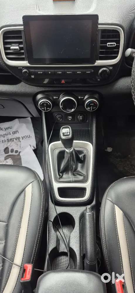 Hyundai Venue 2020 Diesel Well Maintained