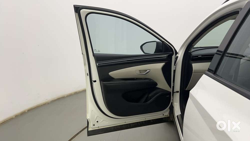 Hyundai Tucson 2.0 Signature Petrol At, 2023, Petrol