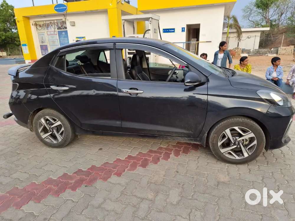 Hyundai Aura 2023 Petrol 98000 Km Driven