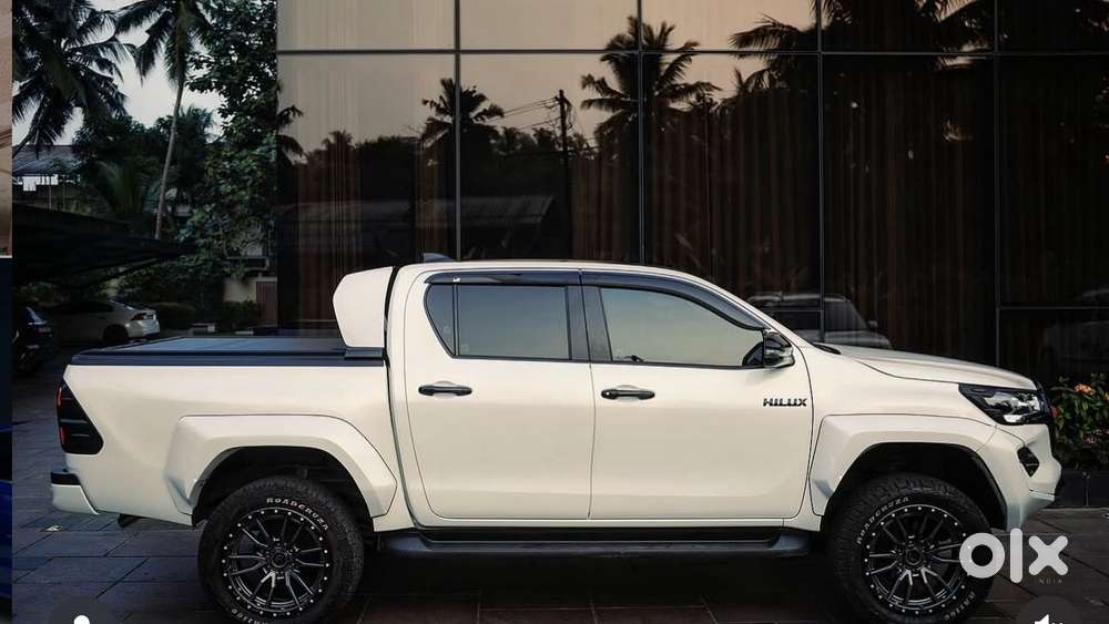 Toyota Hilux Black Edition Diesel Turbo Automatic, 2025, Diesel