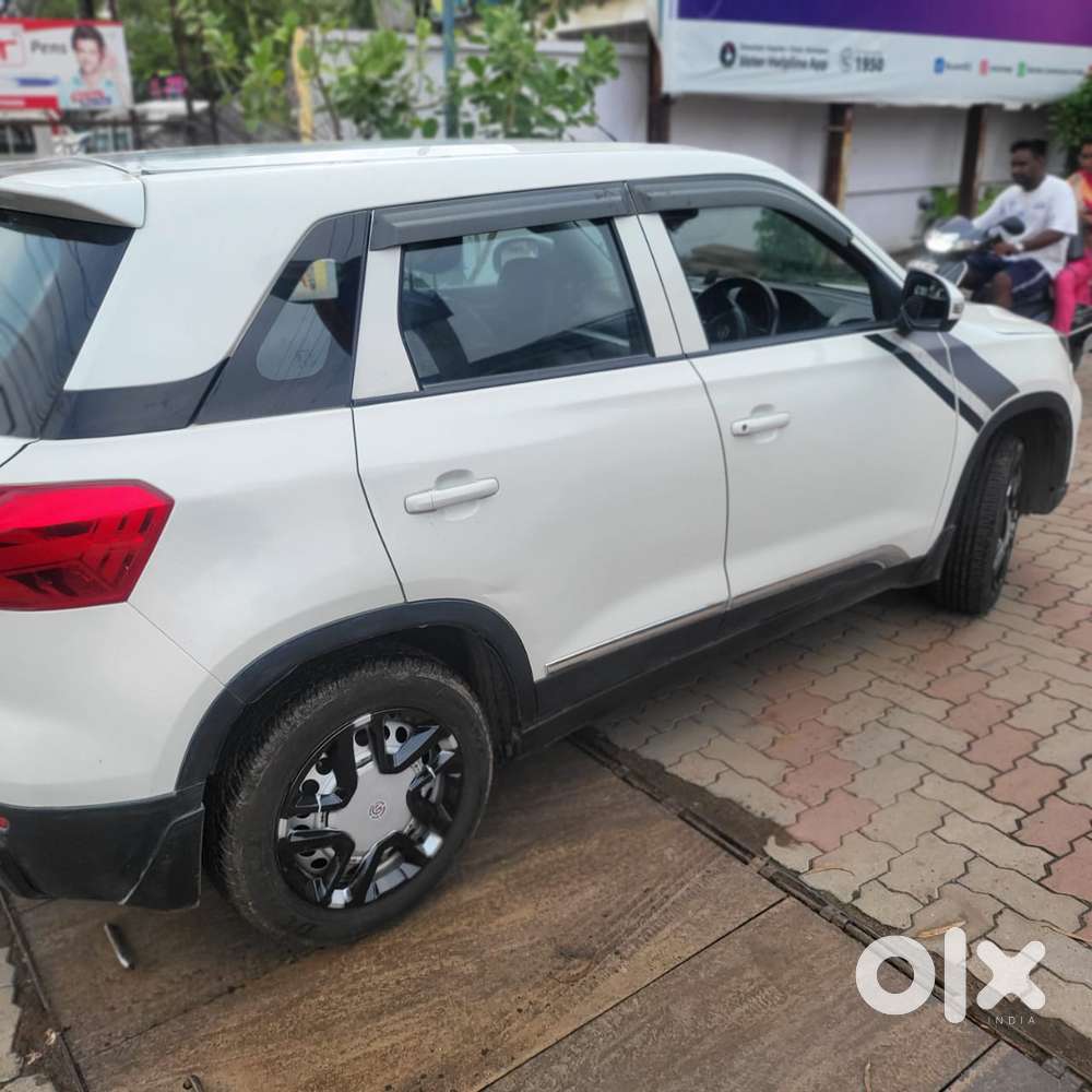 Maruti Suzuki Brezza, 2020, Petrol