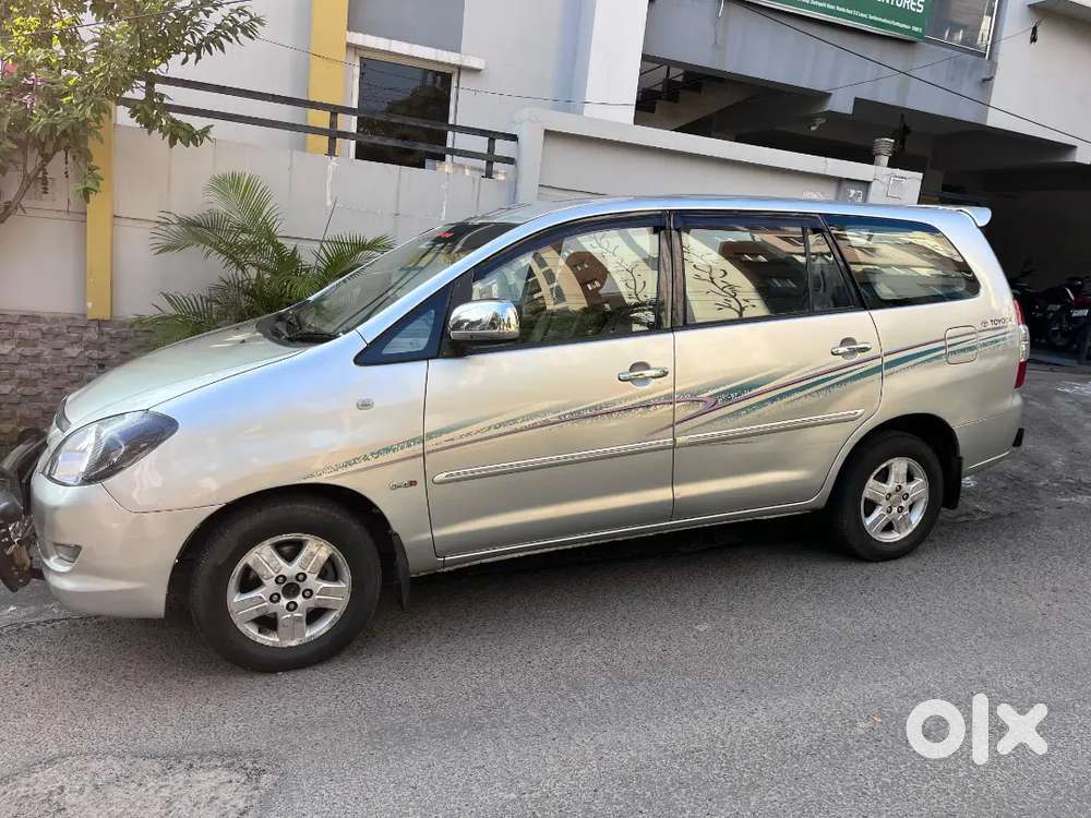Toyota Innova 2008 Diesel 250000 Km Driven