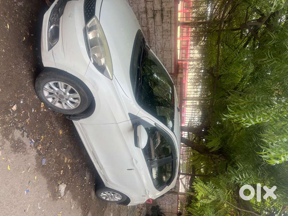 Tata Tiago Xza Petrol 2017
