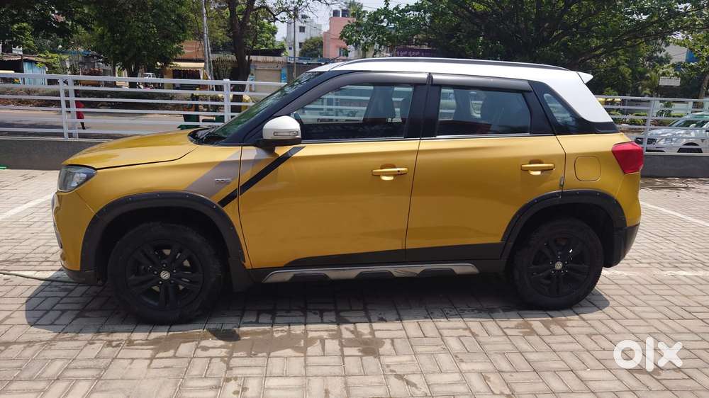 Maruti Suzuki Vitara Brezza Zdi Plus Dual Tone, 2017, Diesel
