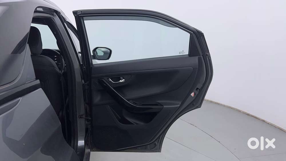 Tata Nexon Fearless Plus S 1.2 Revotron Petrol 7 Dca Dt, 2023, Petro..