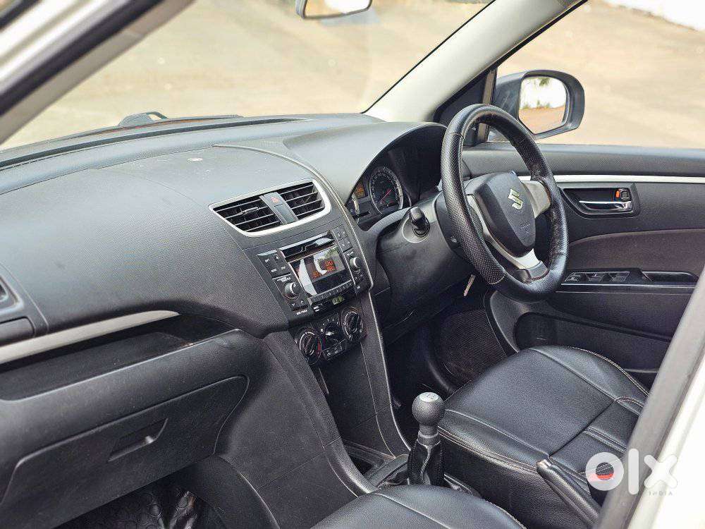 Maruti Suzuki Swift Vxi Abs Bsiv, 2017, Petrol