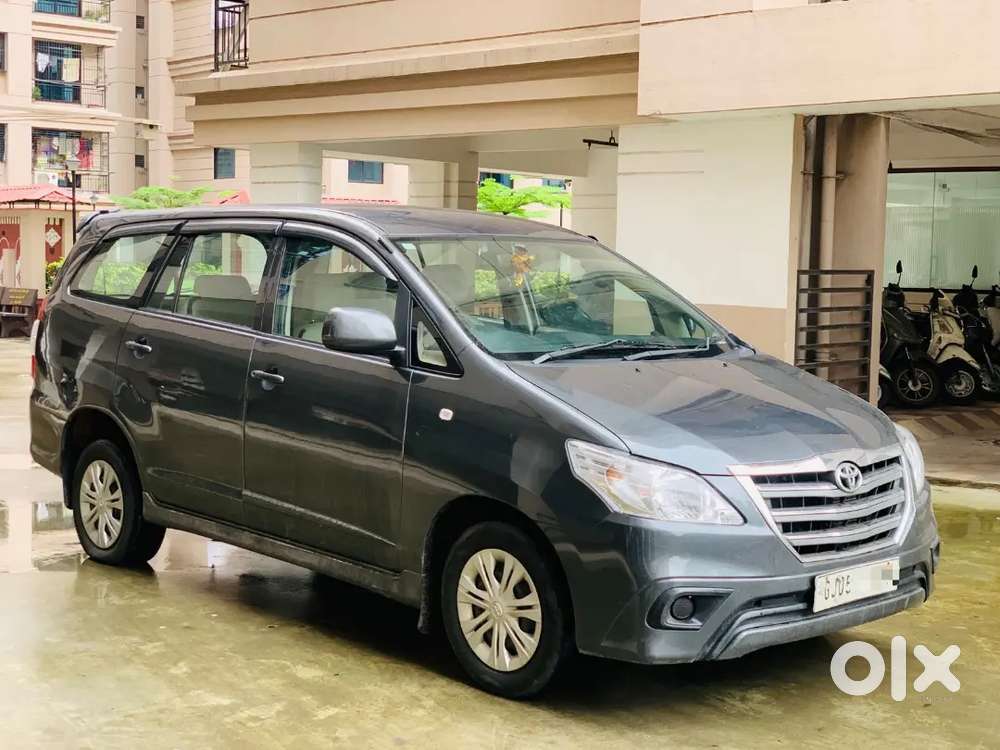 Toyota Innova 2.5 G 2015