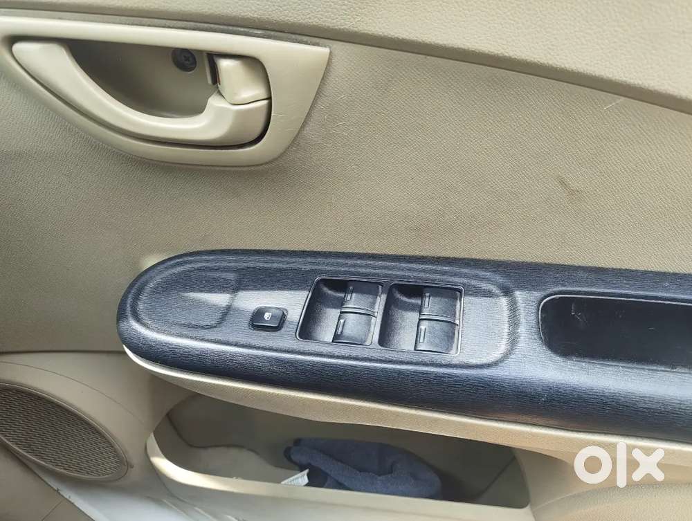 Honda Amaze 1.2 Emt 2014
