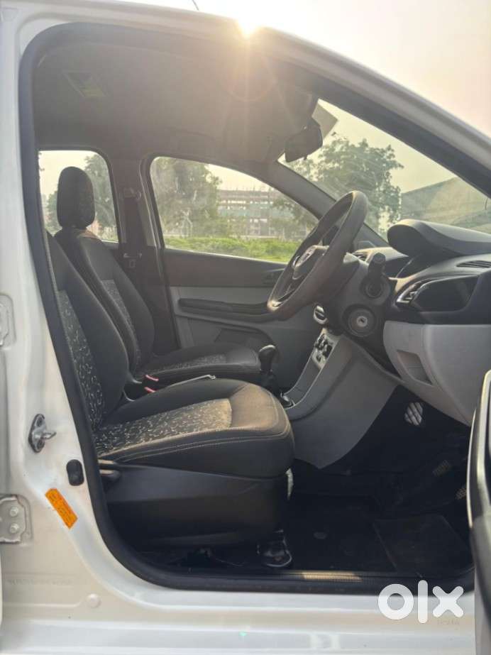 Tata Tiago 1.2 Revotron Xt (o), 2021, Petrol