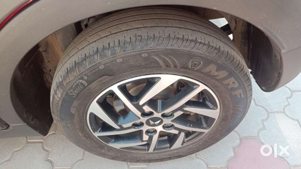 Mahindra Xuv 3xo, 2024, Petrol