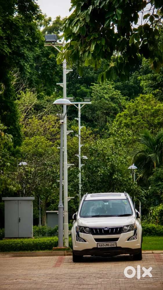 Mahindra Xuv500 2.2 W10 2016
