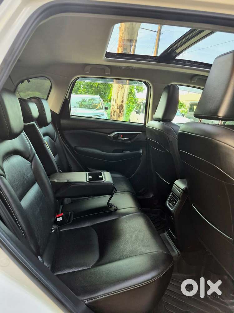 Toyota Urban Cruiser Hyryder 1.5 V Neo Drive At, 2024, Petrol