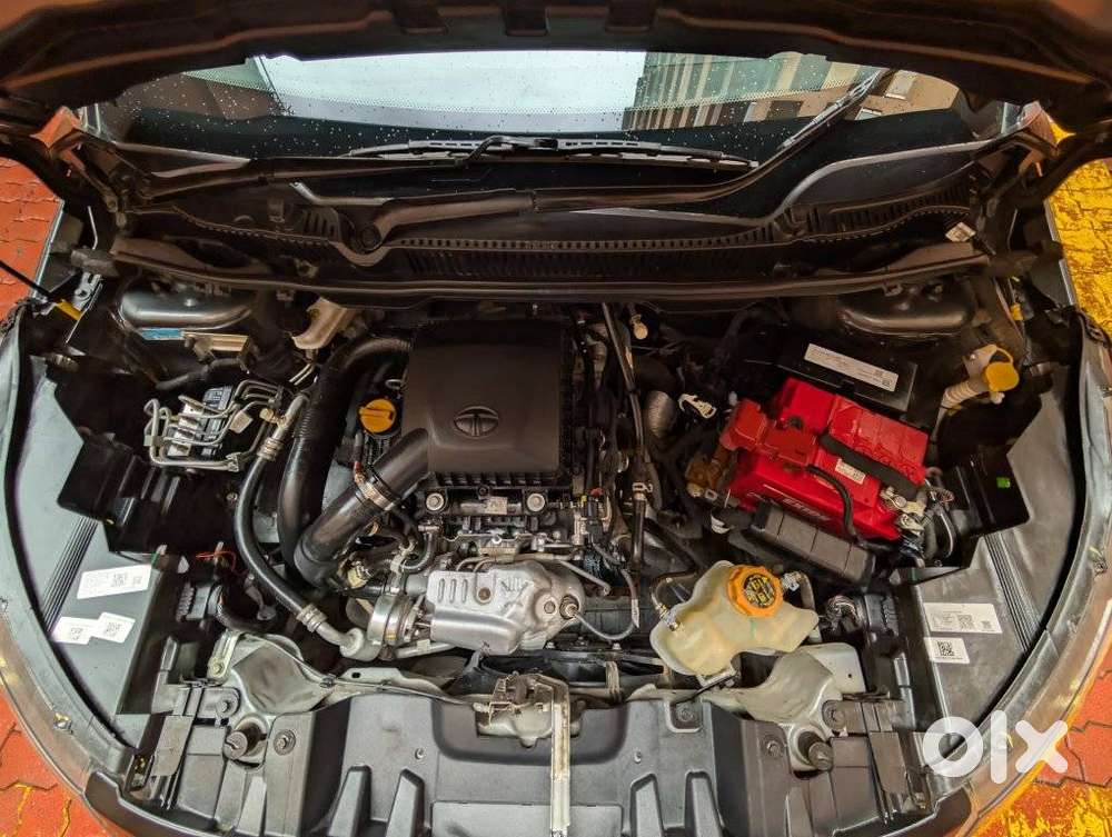 Tata Nexon 1.2 Revotron Xma Amt (s), 2023, Petrol