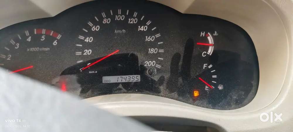 Innova 2.5 V Diesel 2010 1st Owner