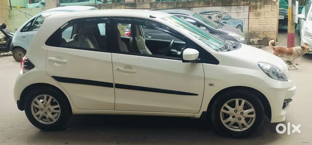 Honda Brio V Mt, 2012, Petrol