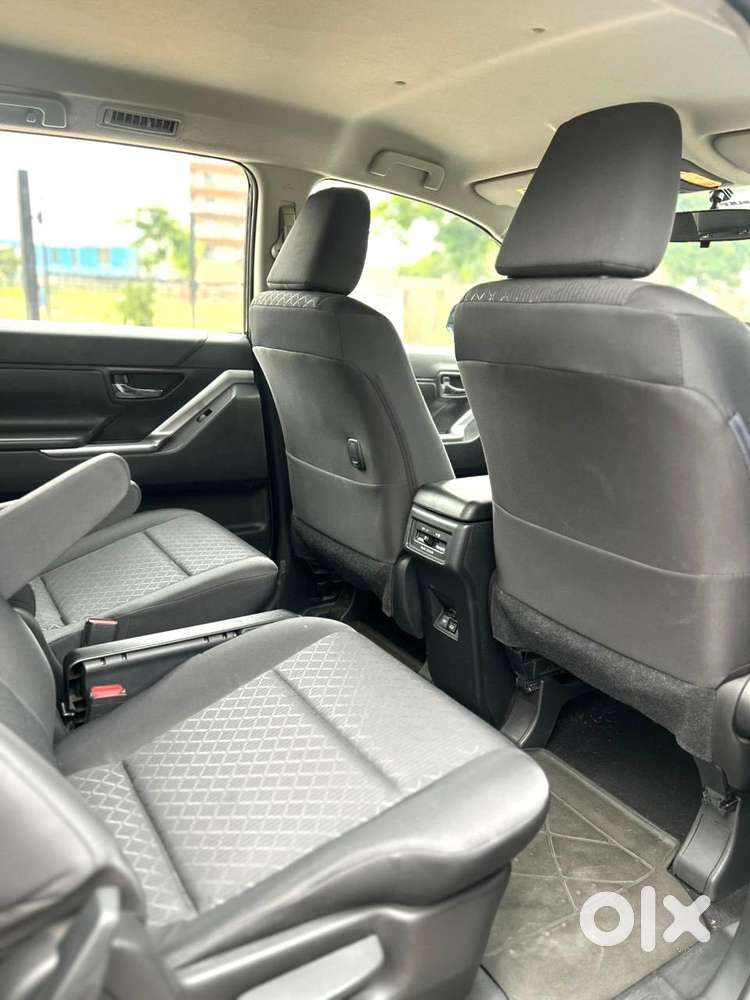 Toyota Innova Hycross 2.0 Gx 7 Str, 2024, Petrol