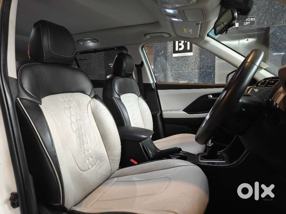 Hyundai Creta Sx Petrol Mt, 2022, Petrol