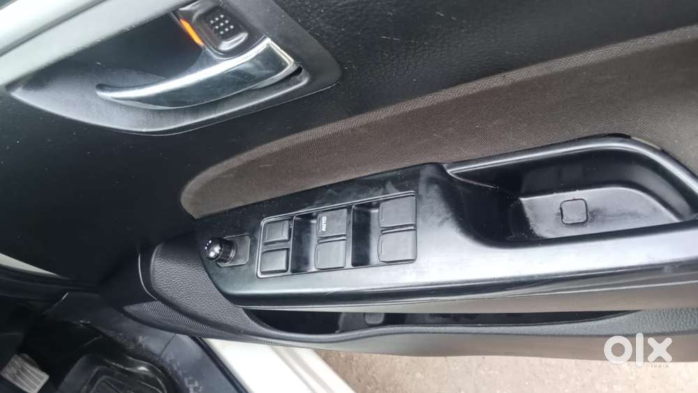 Maruti Suzuki Swift Vdi (o), 2013, Petrol