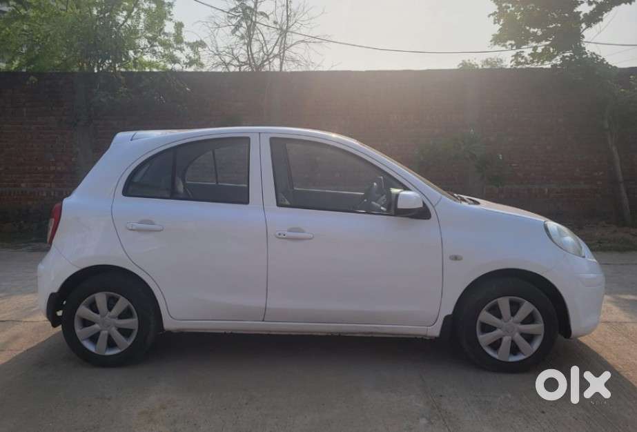 Nissan Micra Xv Cvt, 2012, Petrol