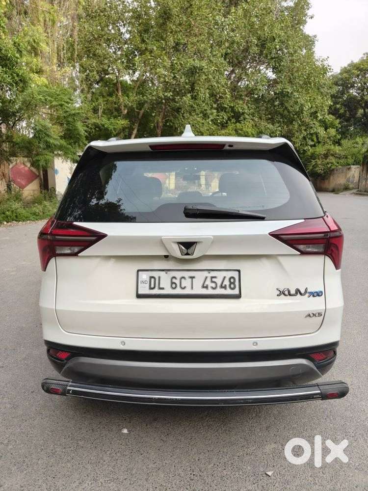 Mahindra Xuv700 2.0 Ax 5 Petrol Mt Str, 2023, Petrol