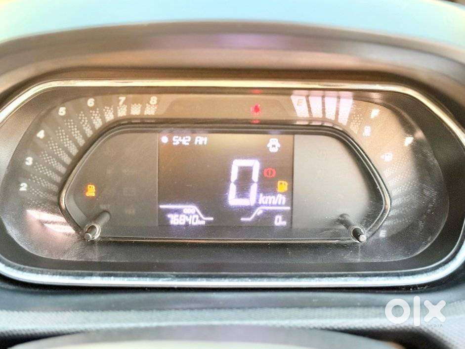 Tata Tiago Xt Icng, 2022, Petrol