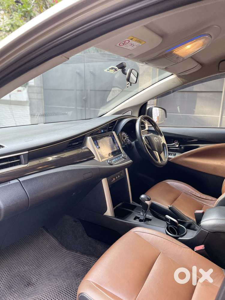 Toyota Innova Crysta 2.8 Zx At 7 Seater, 2018, Diesel