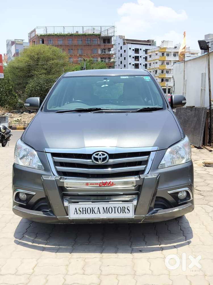 Toyota Innova 2.5 Zx 7 Str Bs-iv, 2014, Diesel