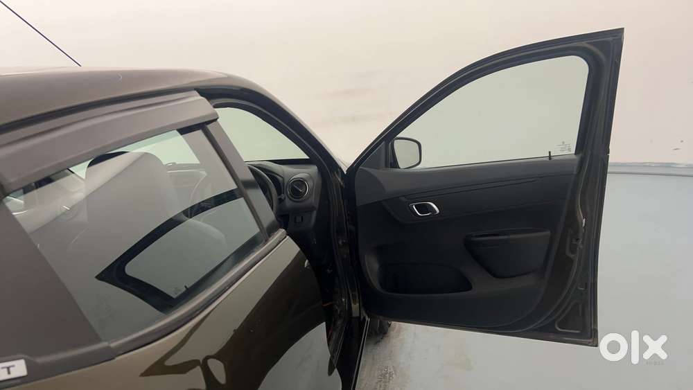 Renault Kwid 2019-ongoing 1.0 Rxt (o), 2019, Petrol