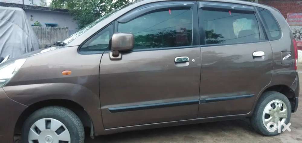 Maruti Suzuki Zen Estilo 2010