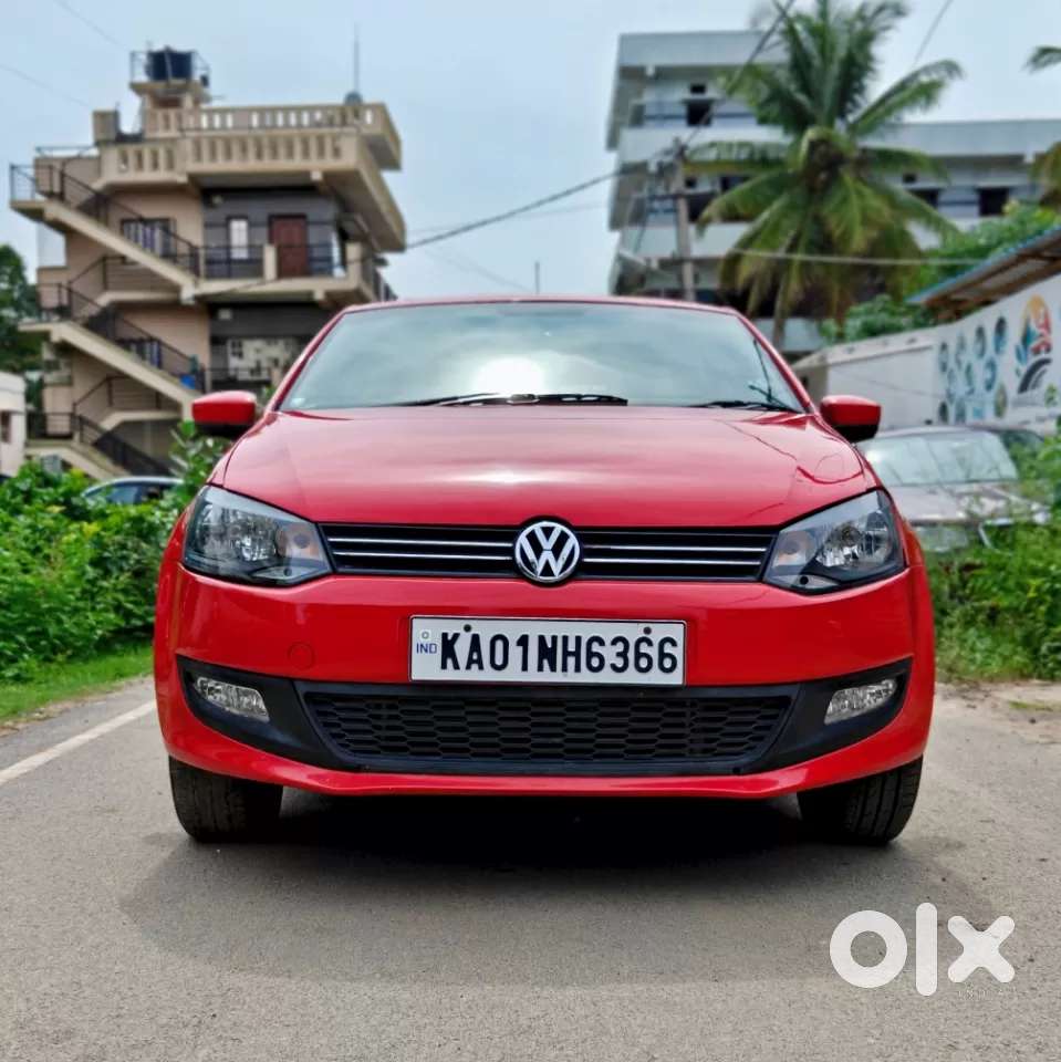 Volkswagen Polo Petrol Highline 1.2l, 2011, Petrol