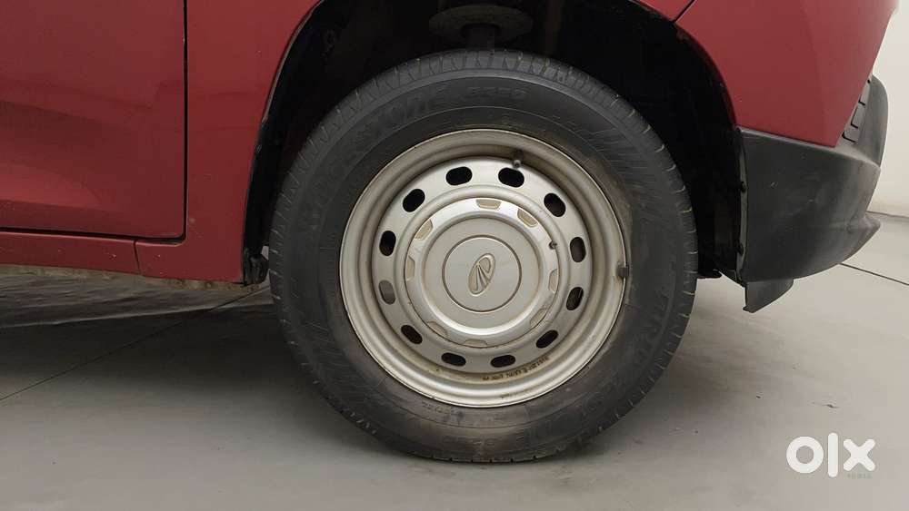 Mahindra Kuv 100 Mahindra-kuv-100-g80-k2-plus, 2016, Petrol