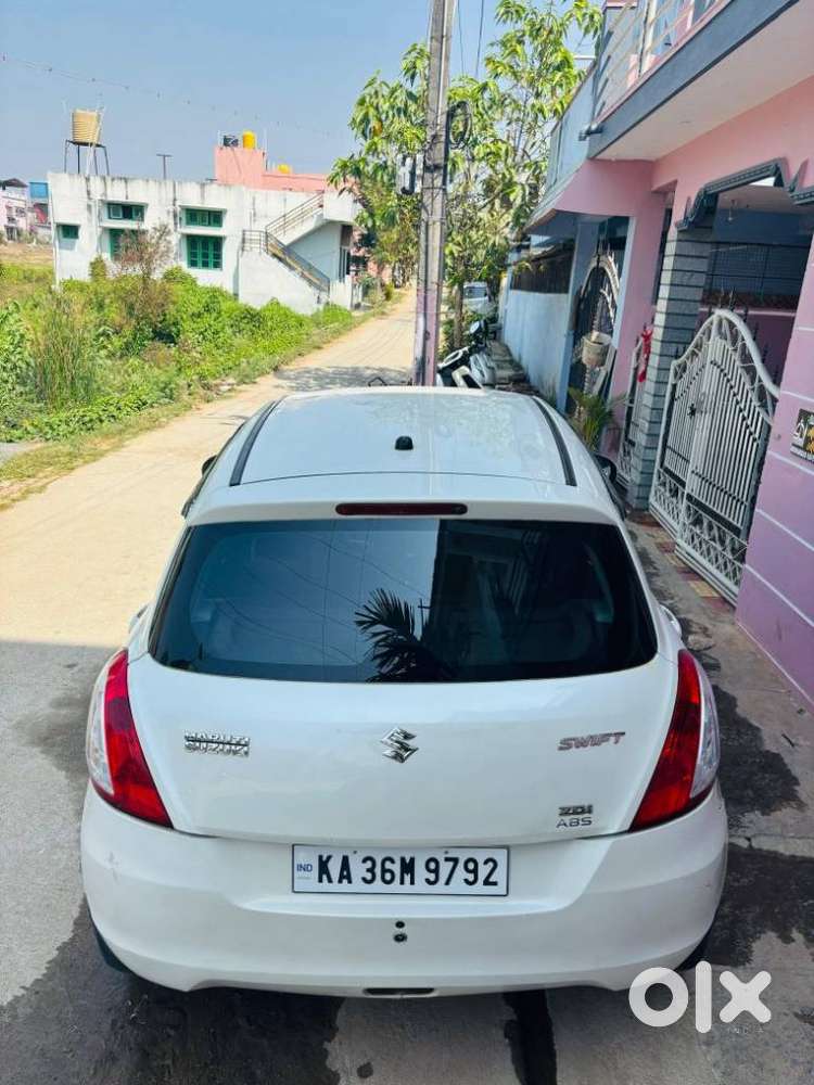 Maruti Suzuki Swift Ddis Zdi, 2012, Diesel