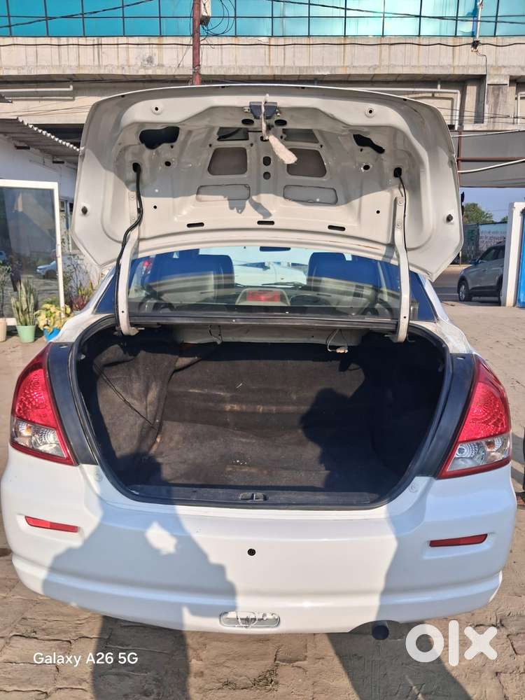Maruti Suzuki Swift Dzire Ldi, 2015, Diesel