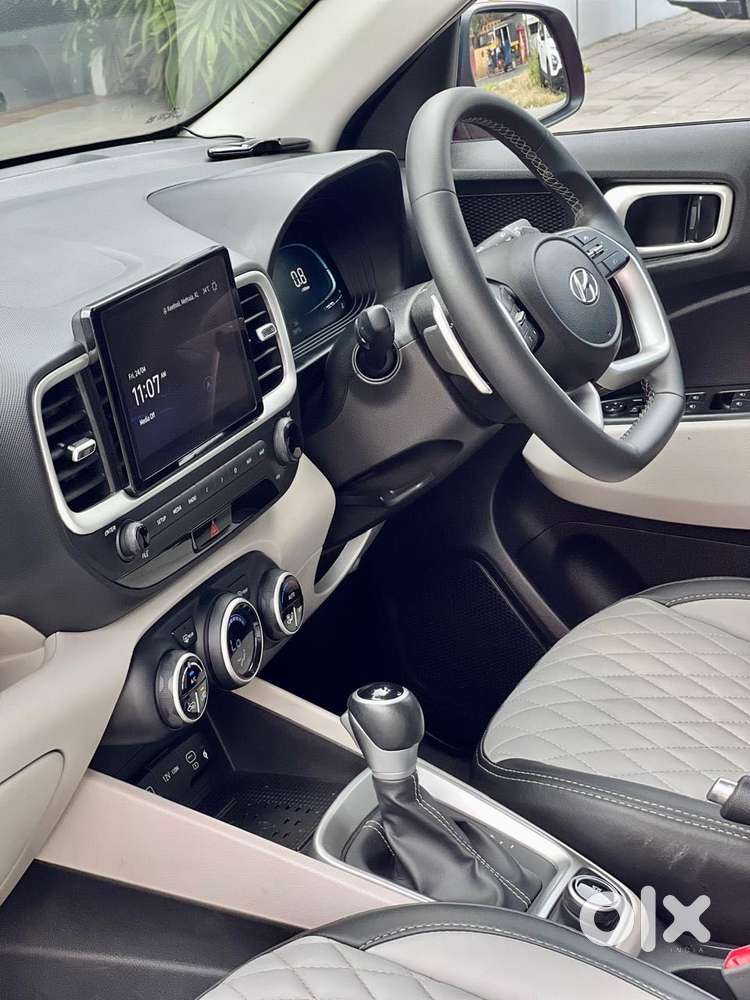 Hyundai Venue 1.0 Sx (o) Turbo Dct, 2020, Petrol