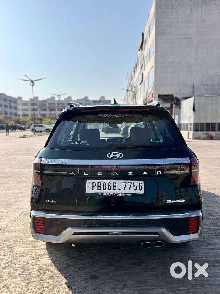 Hyundai Alcazar Signature 1.5 Petrol Dct 6str, 2024, Petrol