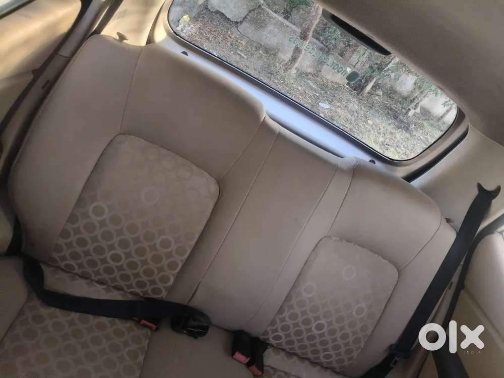 Hyundai I10 2008 Gold Colour