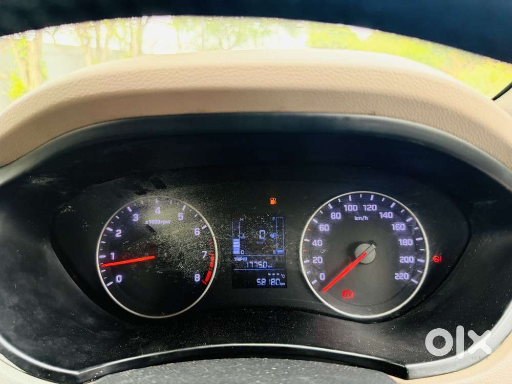Hyundai I20 Sportz 1.2 Bs-iv, 2018, Petrol