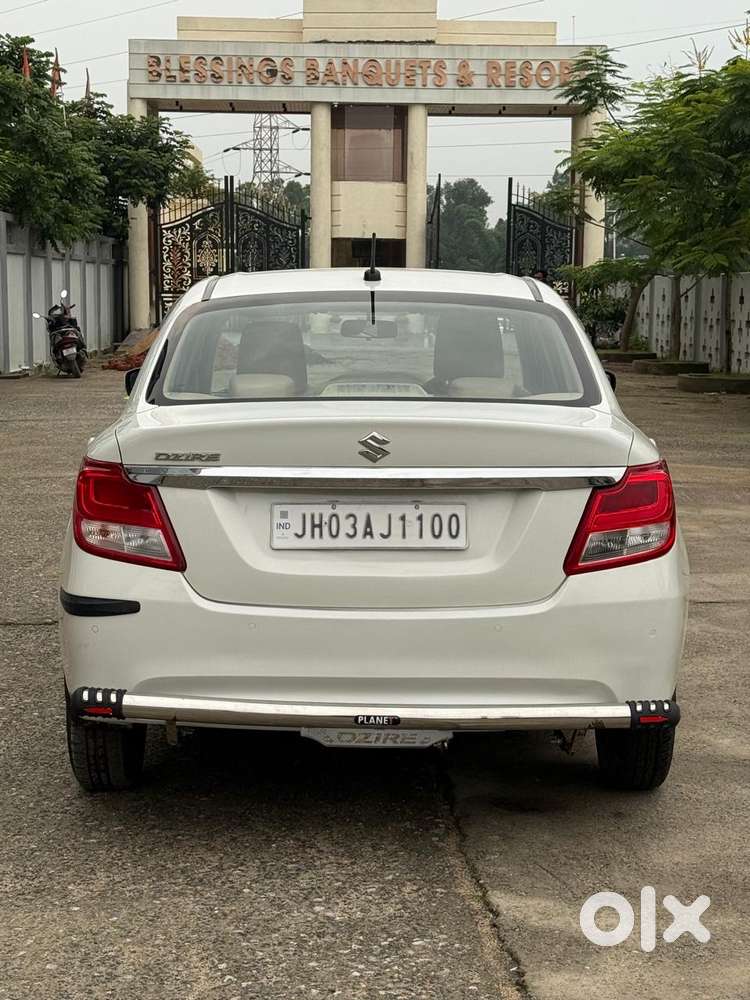Maruti Suzuki Dzire 1.2 Vxi, 2022, Petrol