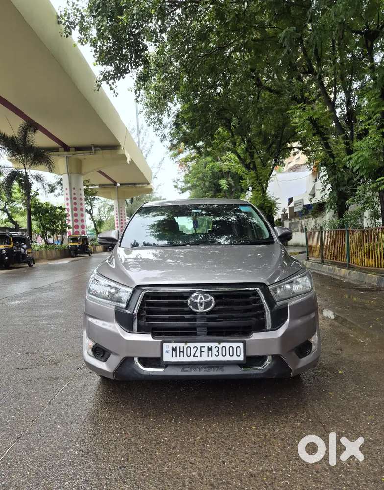 2020 Innova Crysta Auto 93000 Km With Service Record