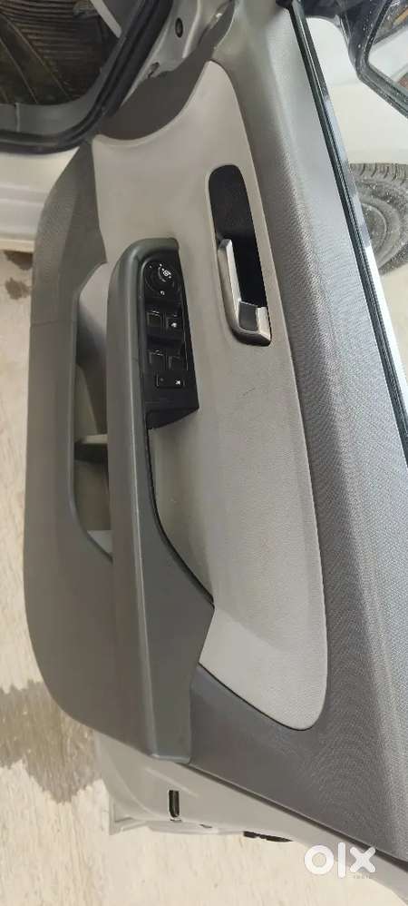 Tata Altroz 2021 Petrol 105000 Km Driven