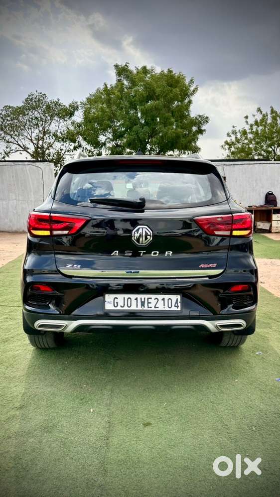 Mg Astor 2022 Petrol Automatic Full Glass Sunroof Red Interior