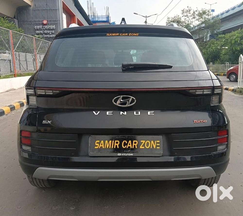 Hyundai Venue 1.0 Sx (o) Turbo Dct, 2023, Petrol